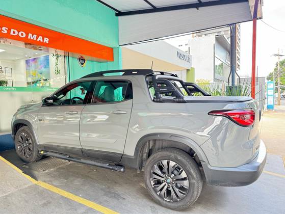 FIAT TORO 1.3 TURBO 270 FLEX VOLCANO AT6 FIAT TORO 1.3 TURBO 270 FLEX VOLCANO AT6